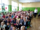 Spotkanie z policjantem w klasach młodszych
